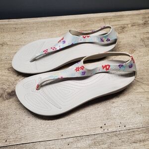 Crocs Serena Graphic Flip Size 11